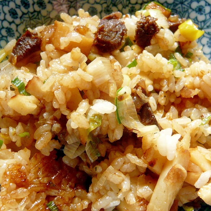 ♥ おでんの具の残りでソースチャーハン ♥